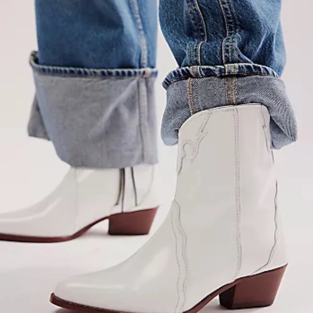 Free People - New Frontier Western White Booties Women Size 38.5 US 8 - Picture 1 of 9